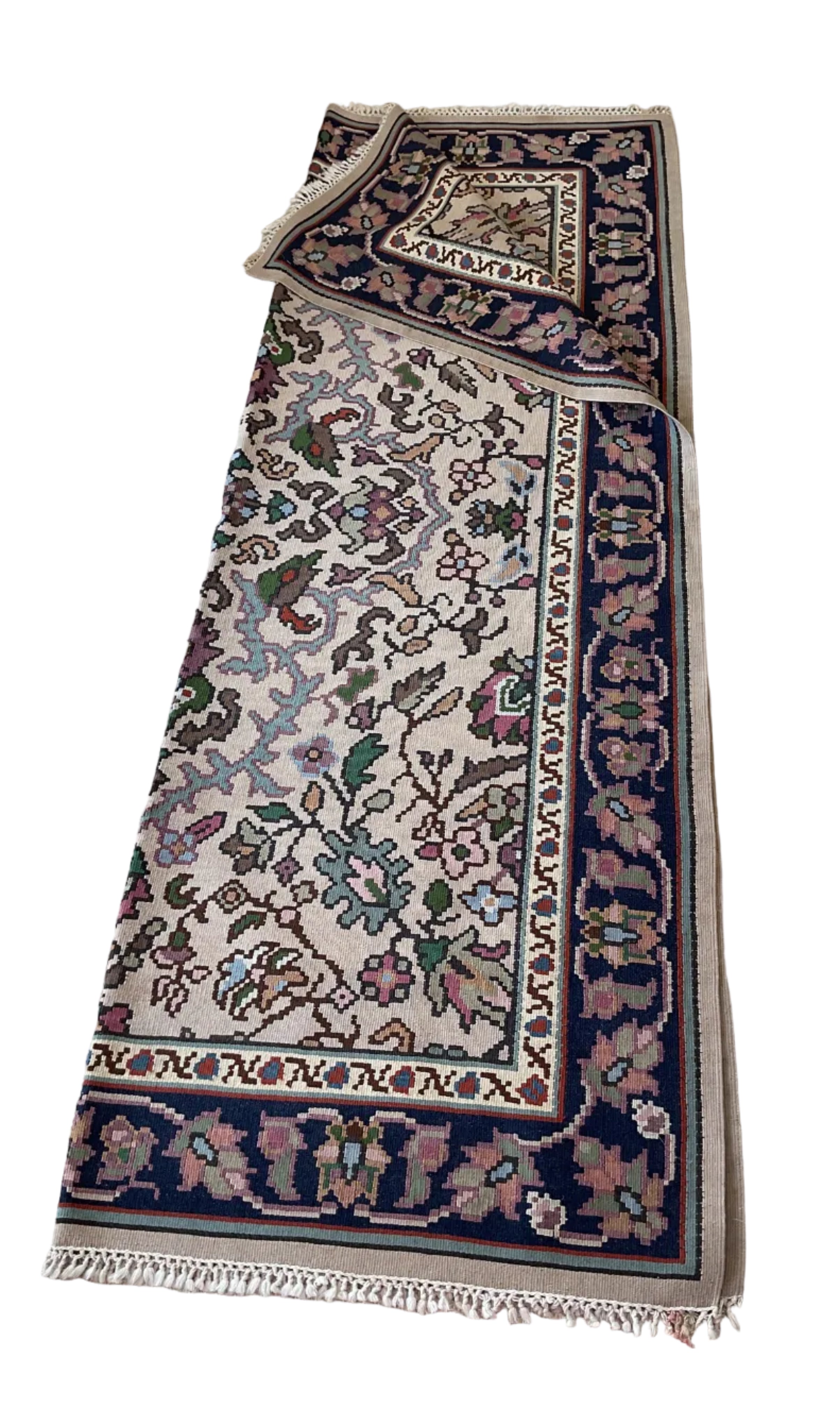 Bulgarian/Kilim Rug - 5.5'x7.8'